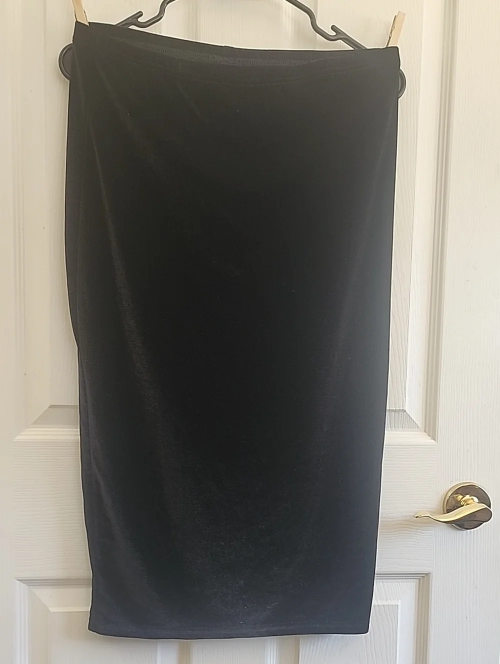 SHEIN Black Velvet Pencil Skirt